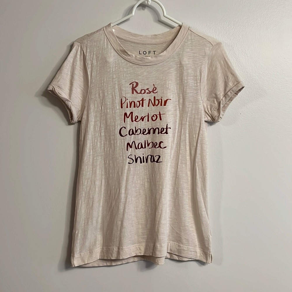 LOFT Red Wine Everyday Ivory T-Shirt - Size XS